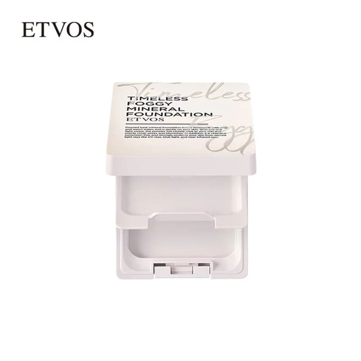 ETVOS Timeless Foggy Mineral Foundation SPF5+ PA++++, $90以上