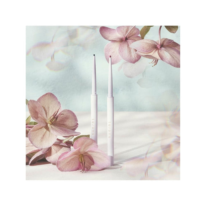 to one Define Gel Eyeliner