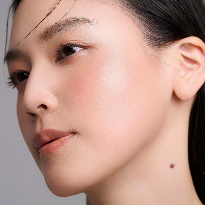 THREE Shimmering Glow Duo R